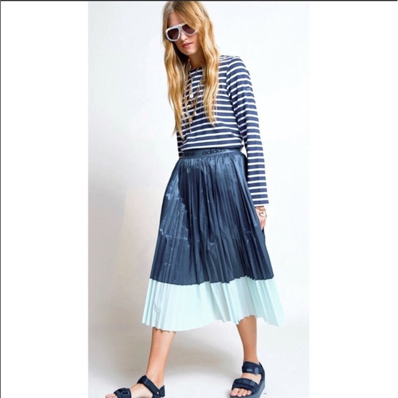 NEW Adidas | Pleated MIDI Skirt Legacy Blue - Picture 2 of 6